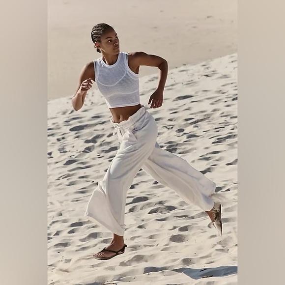 NWT FP Movement Full Court Wide Leg Pants - Picture 3 of 4